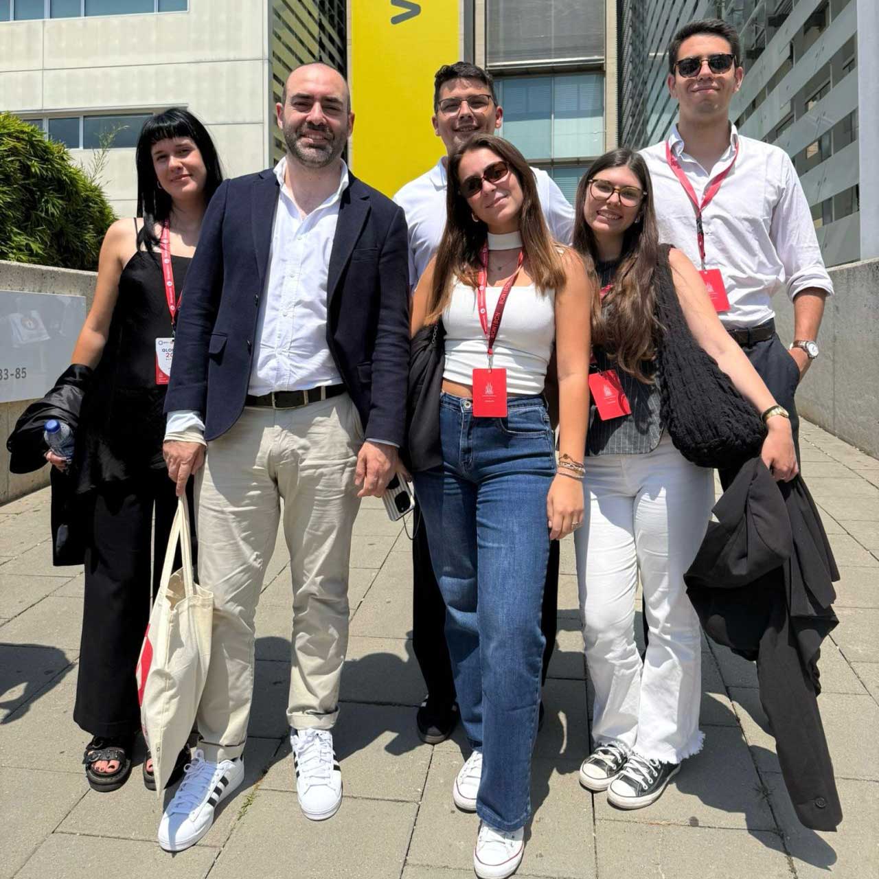 Delegação da ESCS no GlobCom 2026, composta pelo professor Nuno da Silva Jorge e pelos estudantes Ana Catarina Guedes, António Arnaut, Catarina Carvalho, Marta Simões e João Santo