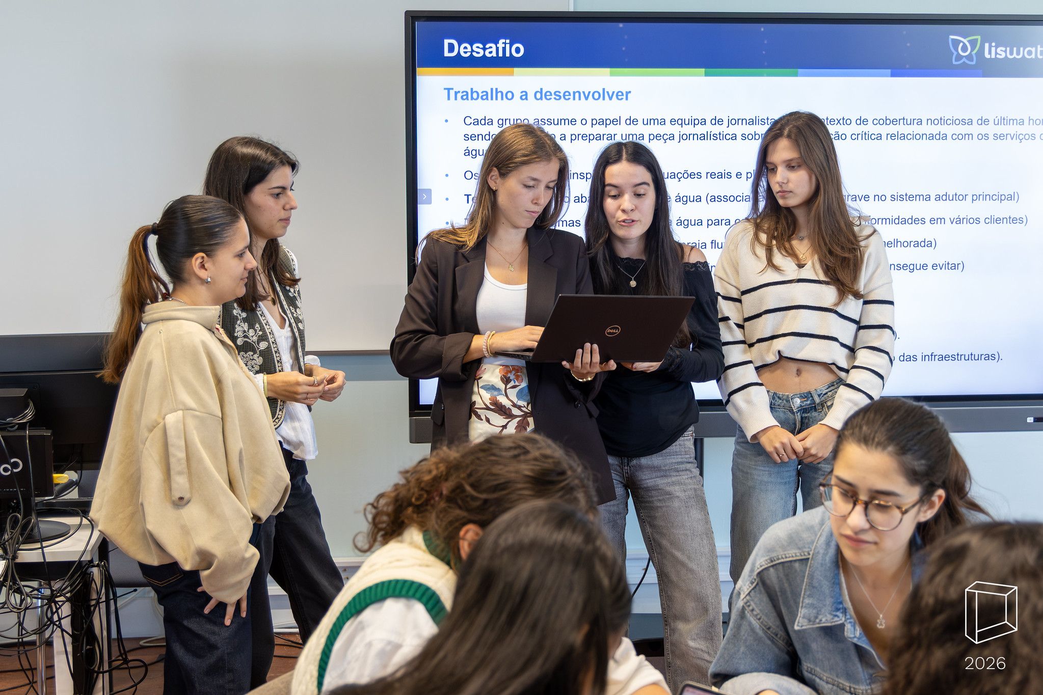 momentos de debate, exercícios práticos e interação com profissionais do setor