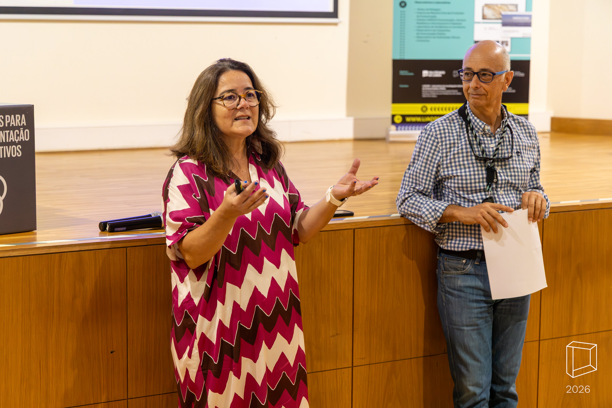 Fernanda Bonacho (titular da Cátedra UNESCO da ESCS) e Jorge Veríssimo (diretor do LIACOM)