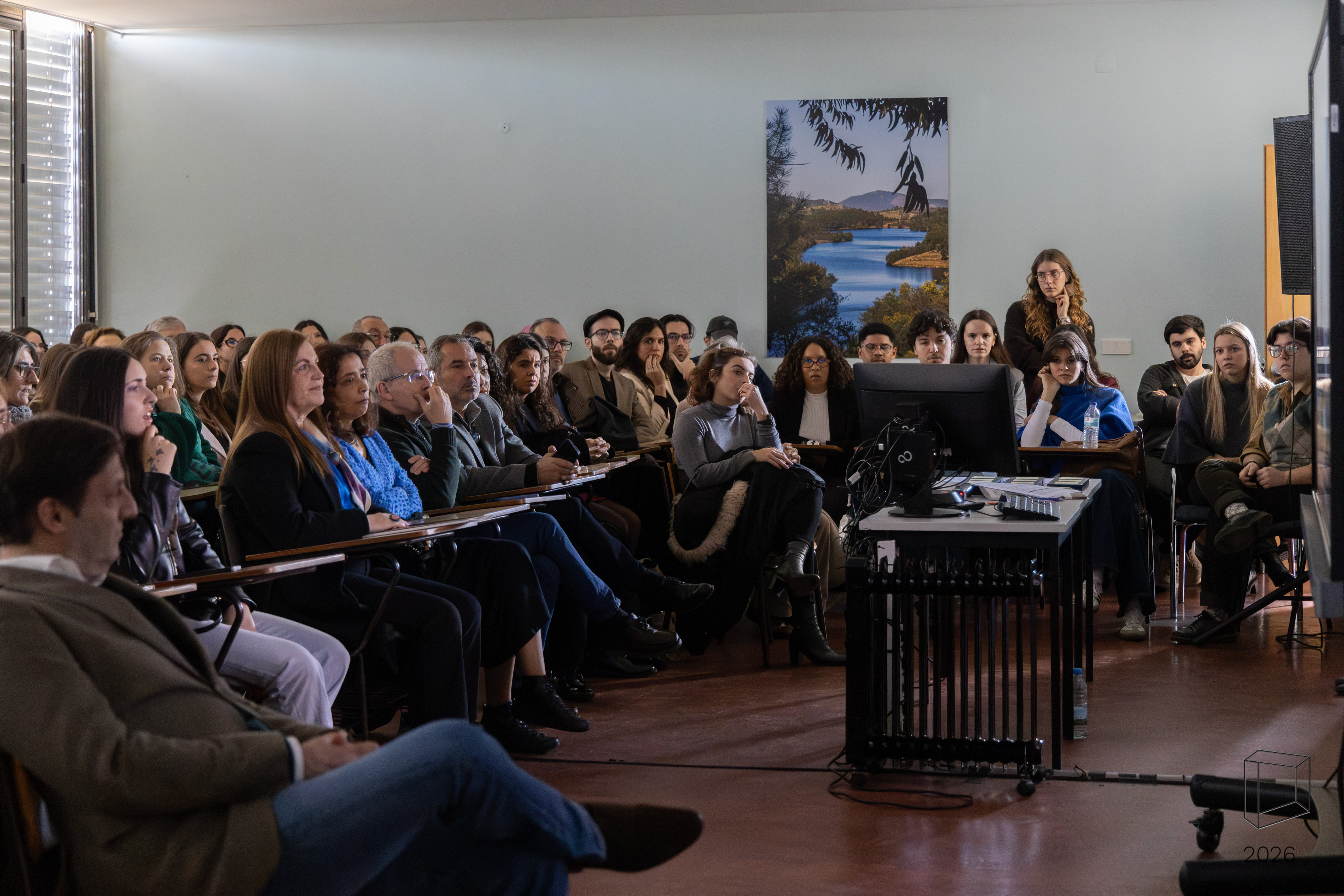 Sala 2P9 com grande afluência