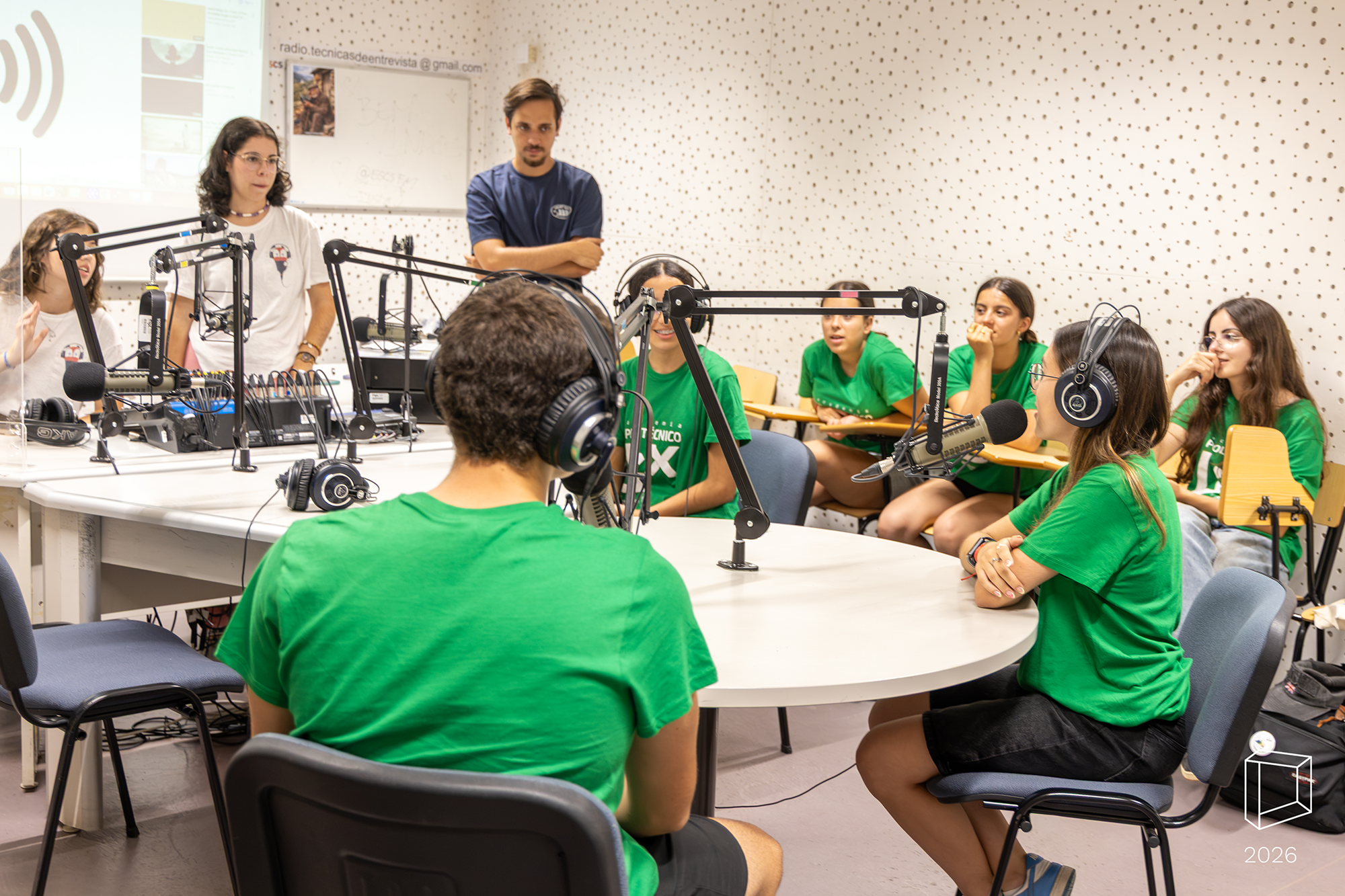 Academia Politécnico LX no Estúdio de Rádio com a ESCSFM