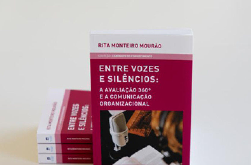Livro “Entre Vozes e Silêncios” (368x236)