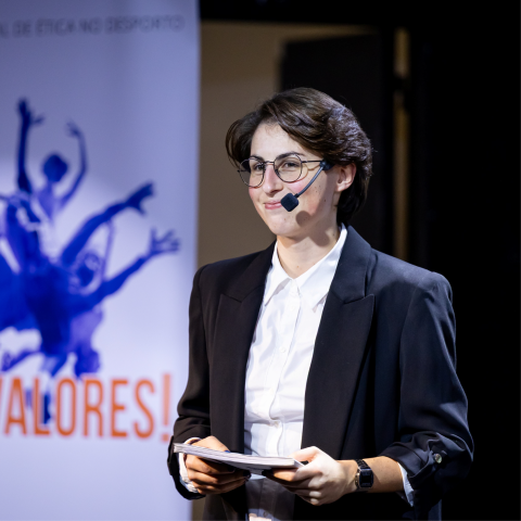 artigo-cartao-branco-maria-batalha