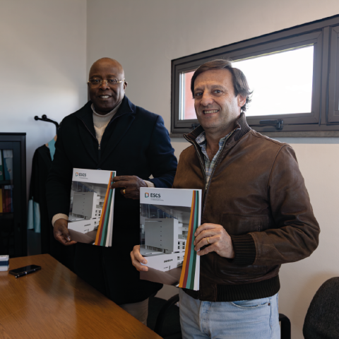 Fotografia dos Engenheiro Pedro Manuel e Professor Doutor André Sendin