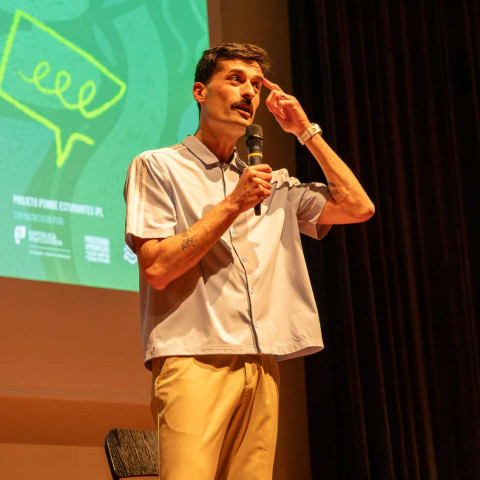 António Raminhos regressa à ESCS com “E Se…” e reforça reflexão sobre saúde mental