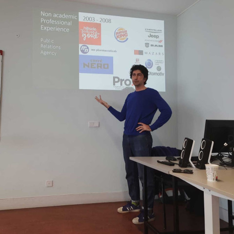 visita de docente da Yeditepe University